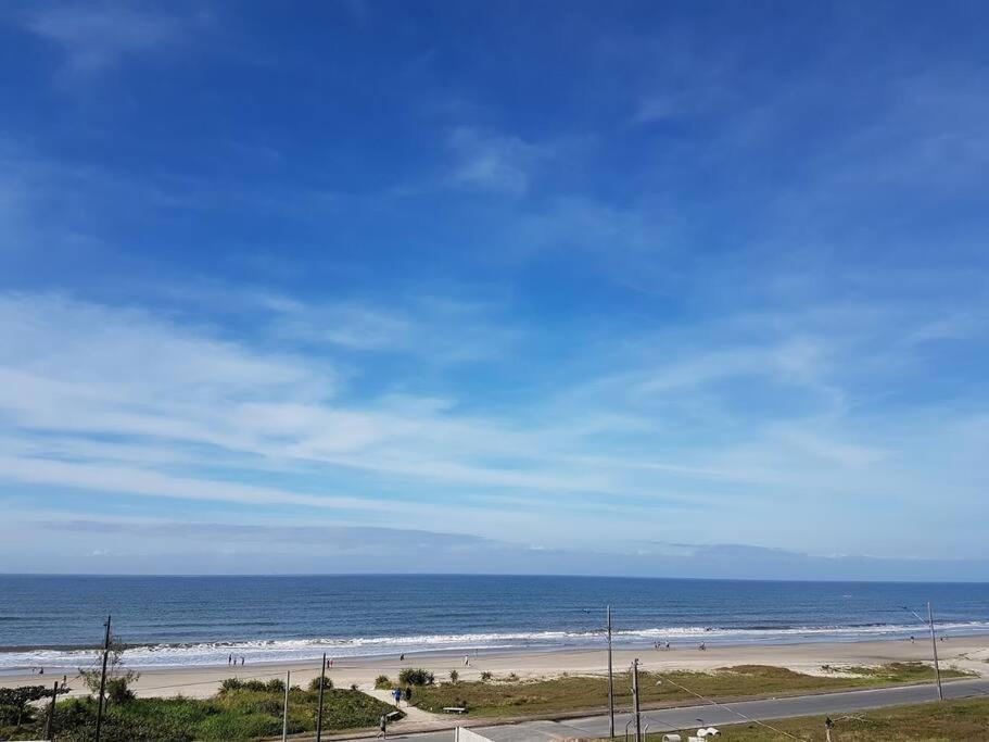 Ensolarado Apto Com Vista Para O Mar Matinhos Buitenkant foto